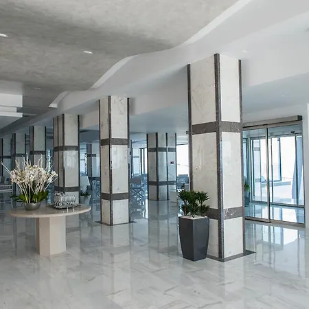 Beach Otel