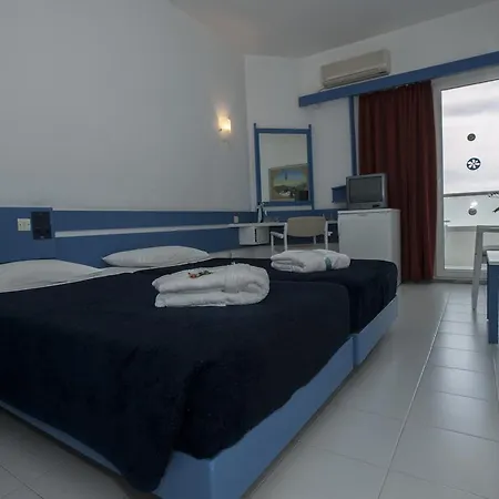 Otel Beach 3*